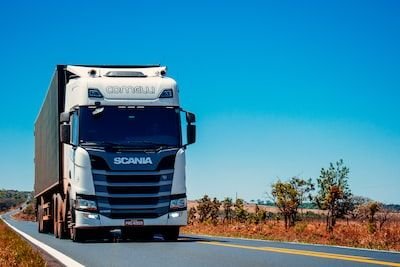 Comment financer un nouveau tracteur routier pour son entreprise de transport ?